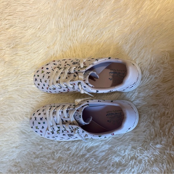 BOBS from Skechers Shoes - Bob’s cute painted petal sketchers.  7.5 brand new,‎ never worn